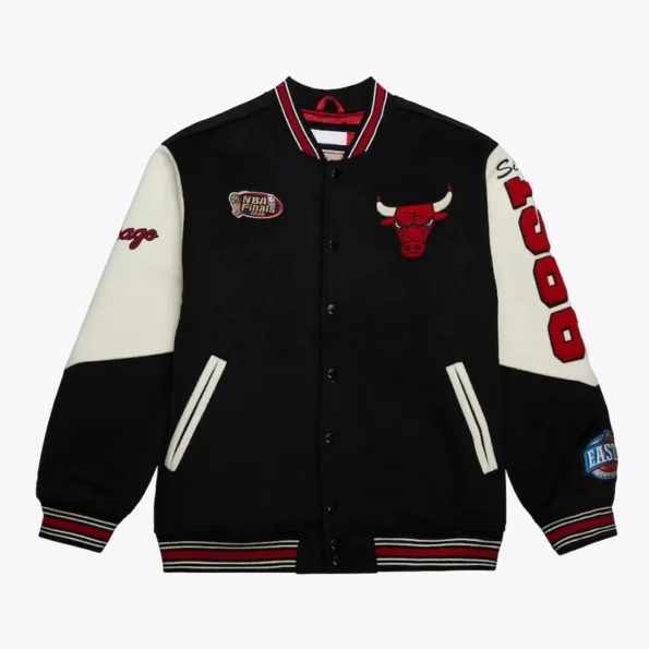 Front view of Chicago Bulls vintage logo varsity jacket.